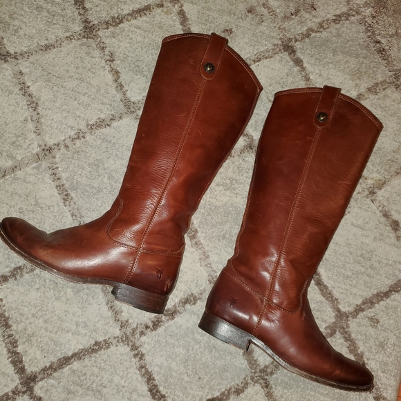 Frye Boots 6 - Picture 8 of 11